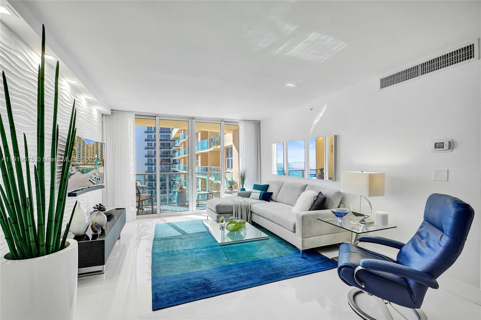 WAVE CONDO - Residential Lease