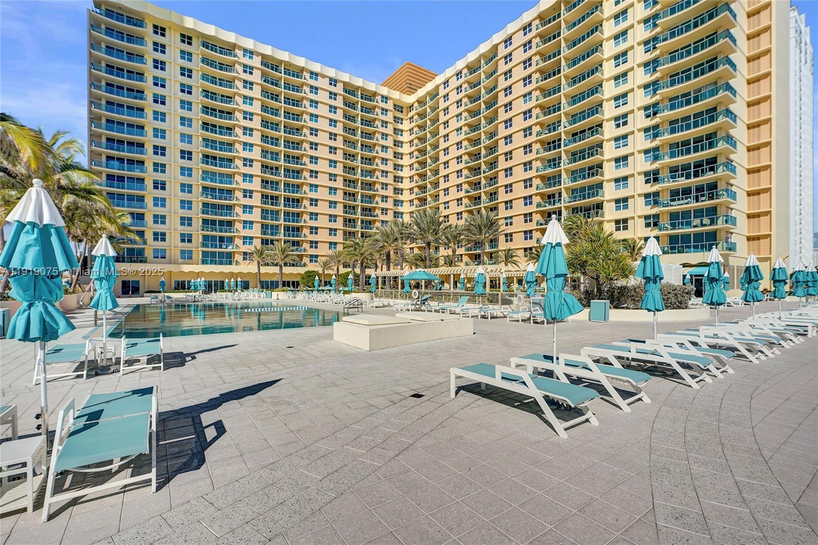 WAVE CONDO - Residential Lease