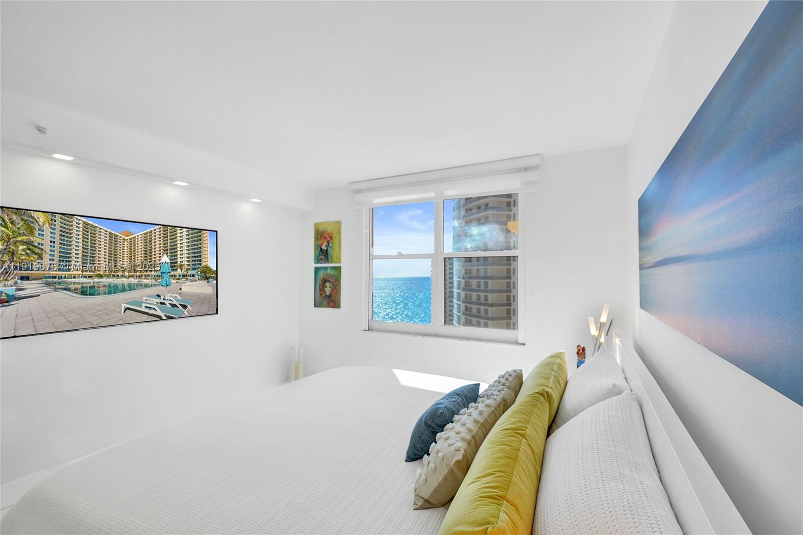 WAVE CONDO - Residential Lease