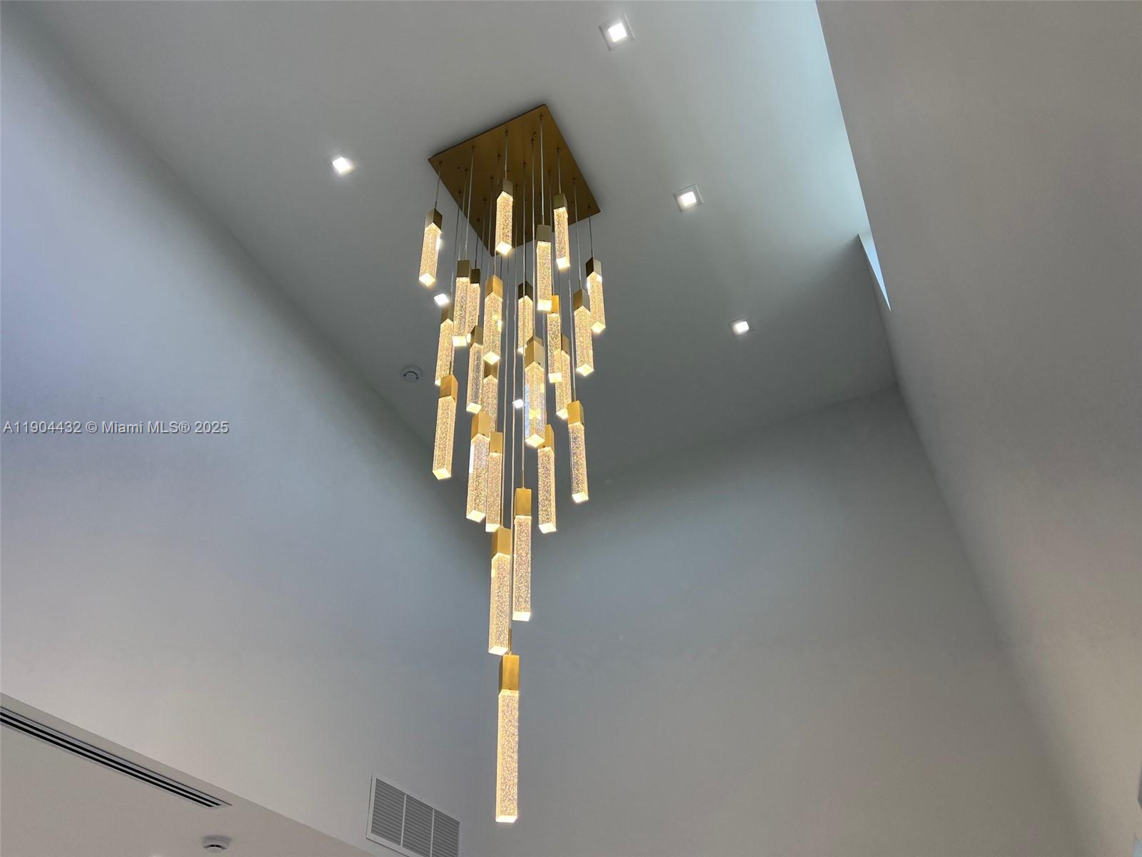 WESTWOOD LAKE 8TH ADDN - Residential Lease