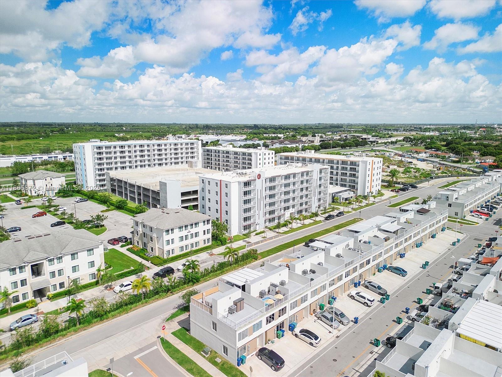 PARADISE GARDENS - Residential