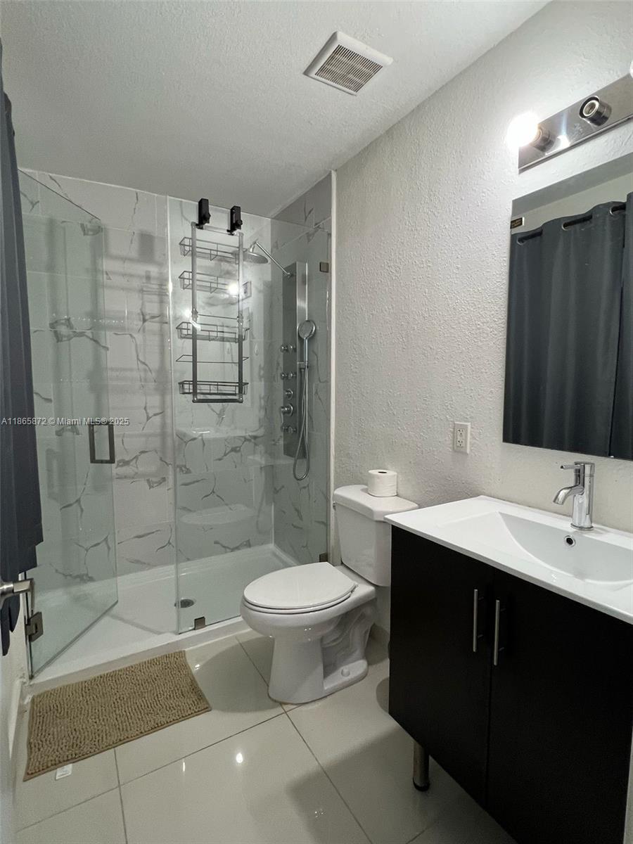 PARADISE GARDENS - Residential