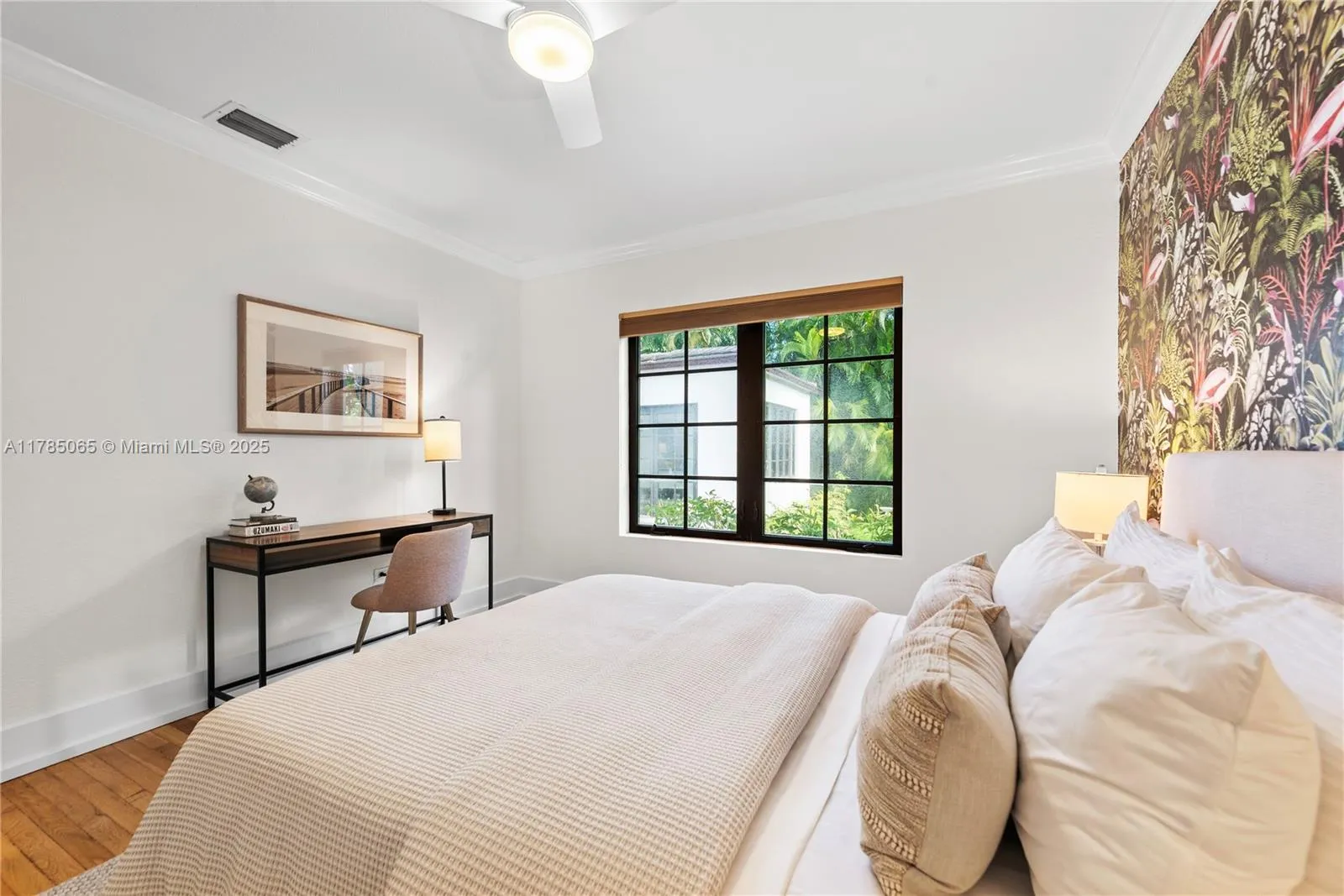 Coral Gables, Florida 33146, United States, 3 Bedrooms Bedrooms, ,3 BathroomsBathrooms,Residential,Pending,110573