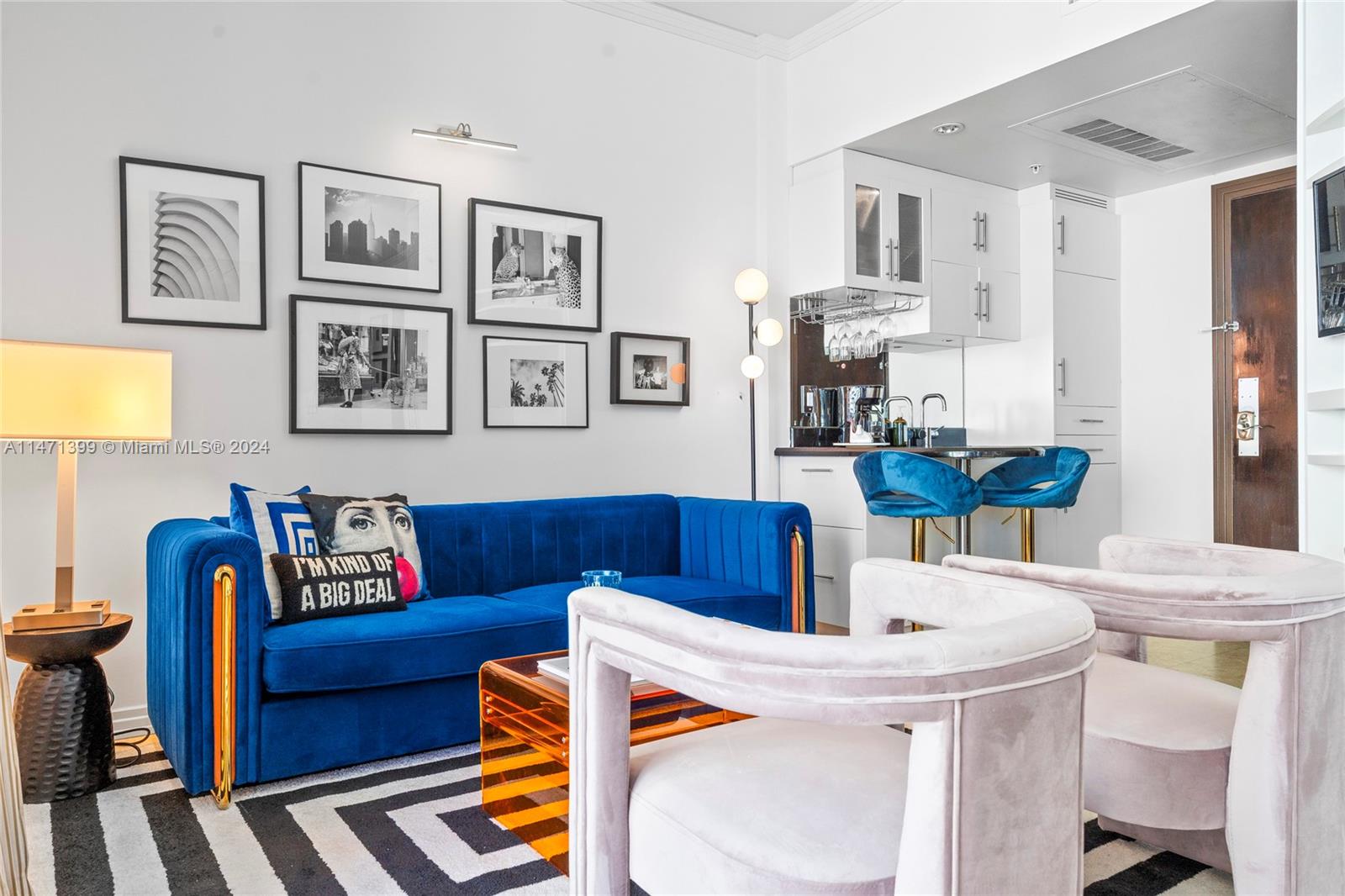 DE SOLEIL S BCH RESIDENTI - Residential Lease