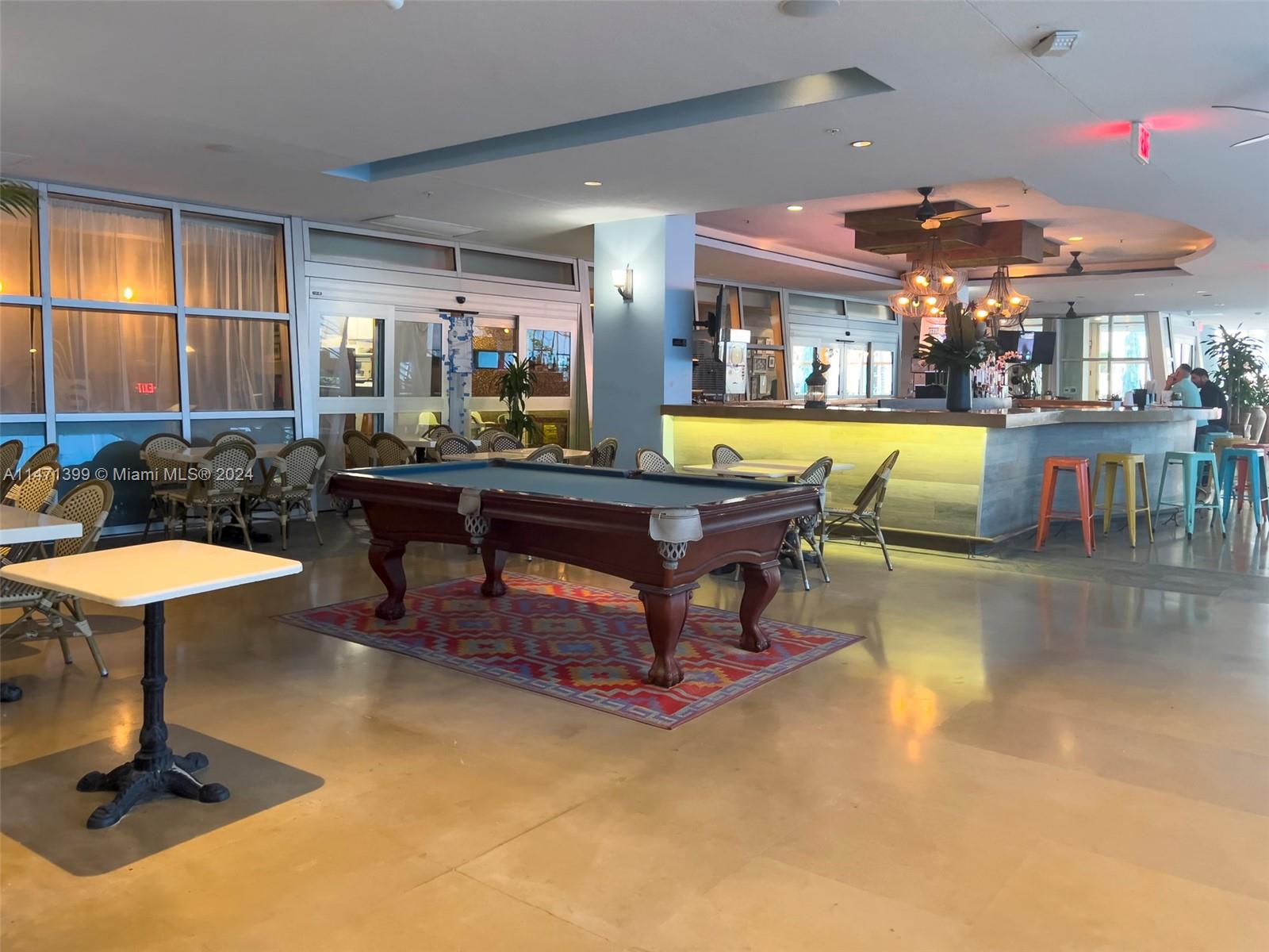 DE SOLEIL S BCH RESIDENTI - Residential Lease