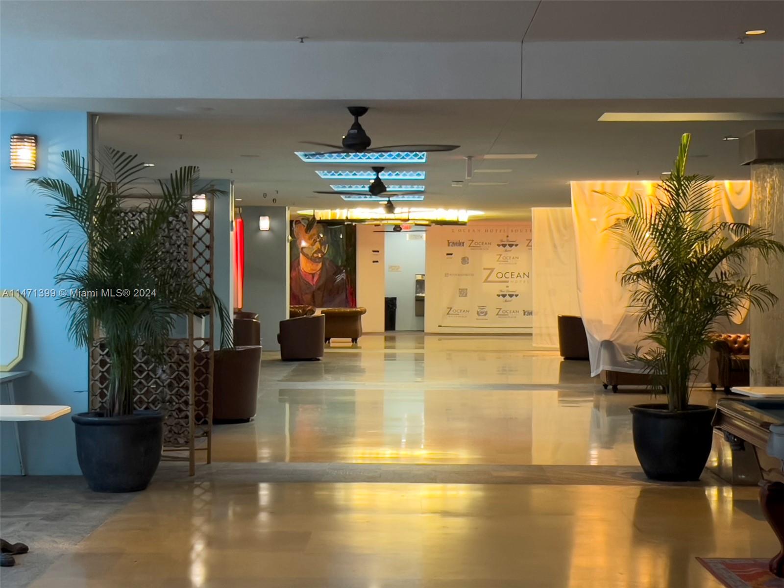 DE SOLEIL S BCH RESIDENTI - Residential Lease