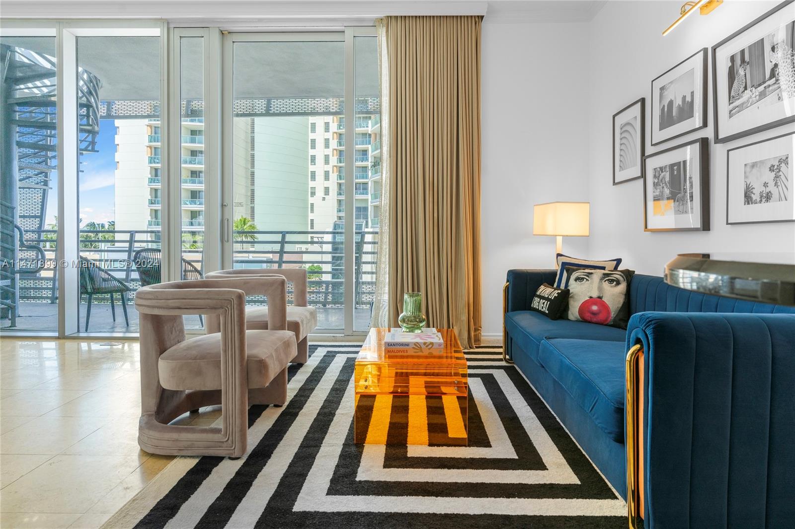 DE SOLEIL S BCH RESIDENTI - Residential Lease