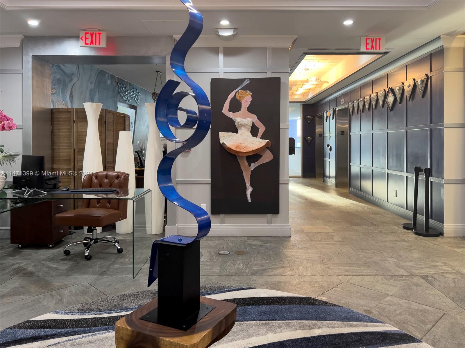 DE SOLEIL S BCH RESIDENTI - Residential Lease