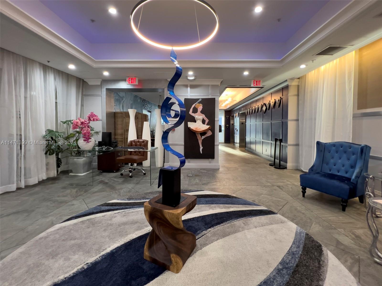 DE SOLEIL S BCH RESIDENTI - Residential Lease