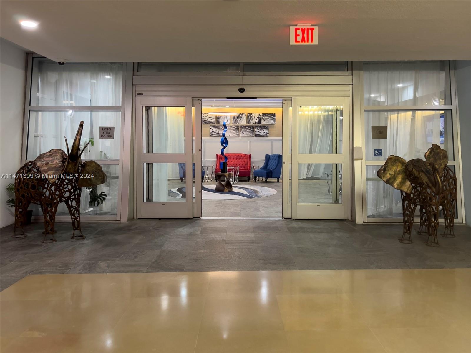 DE SOLEIL S BCH RESIDENTI - Residential Lease