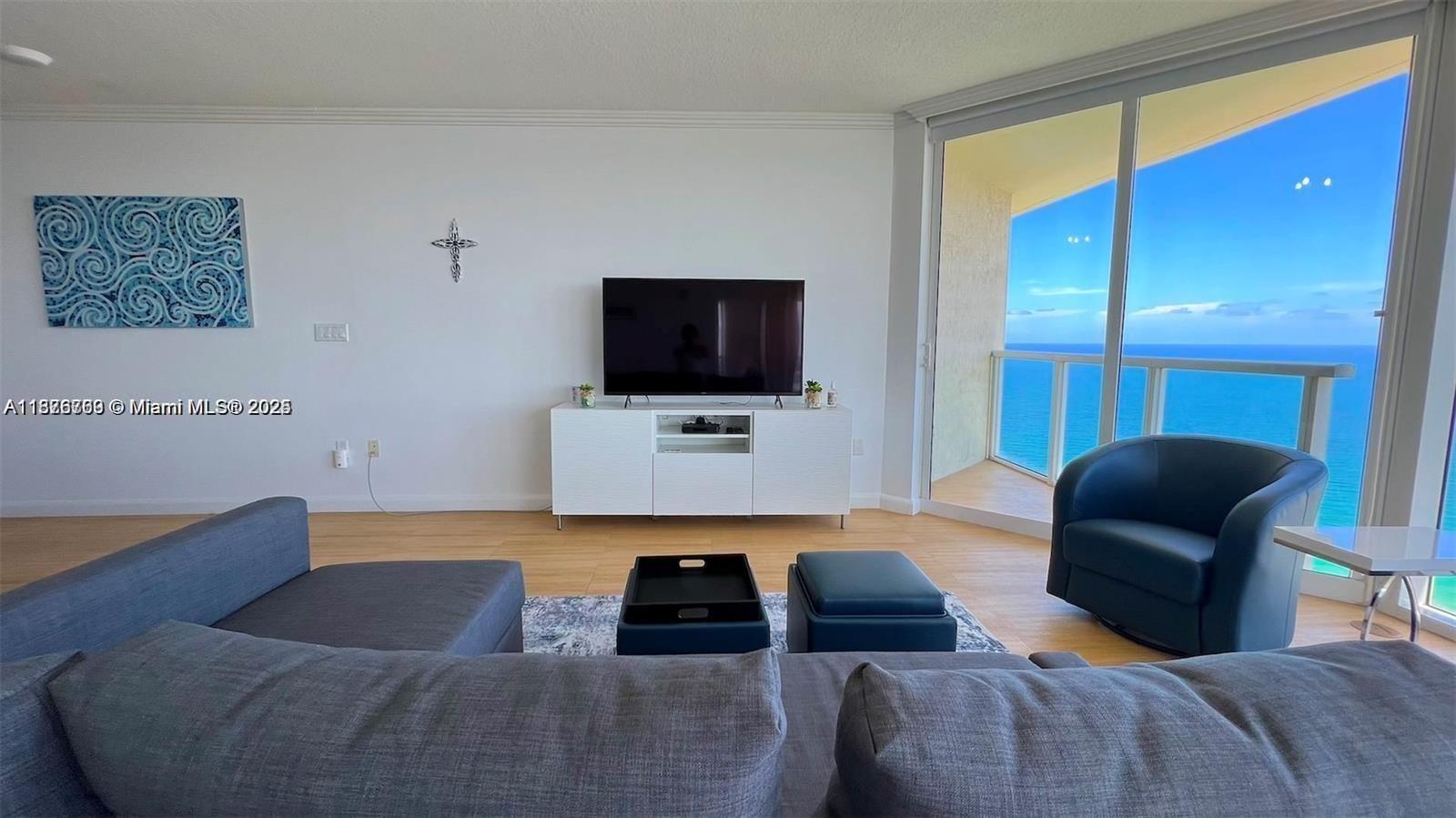 16699 Collins Ave 3808