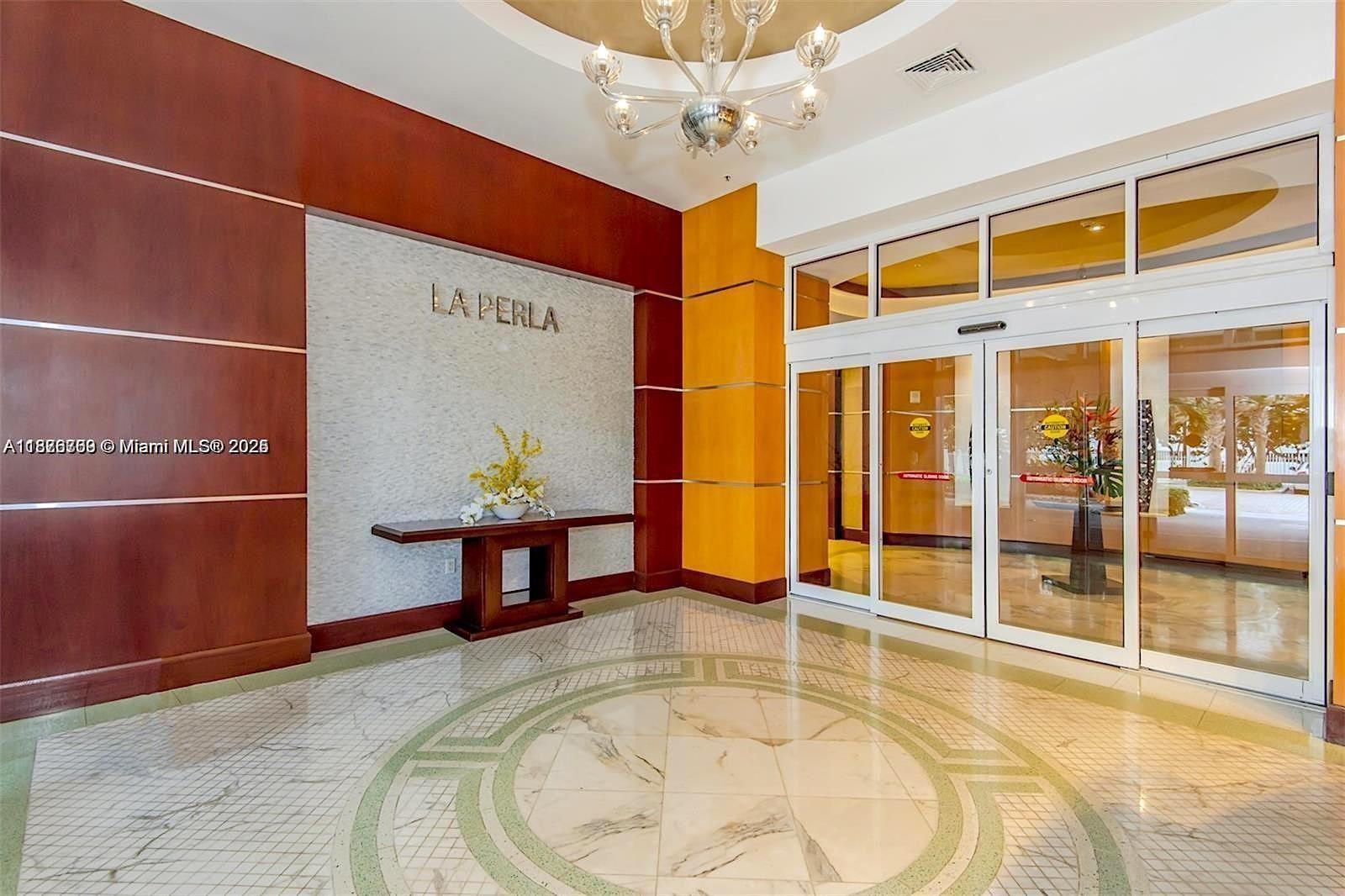 LA PERLA CONDO - Residential Lease