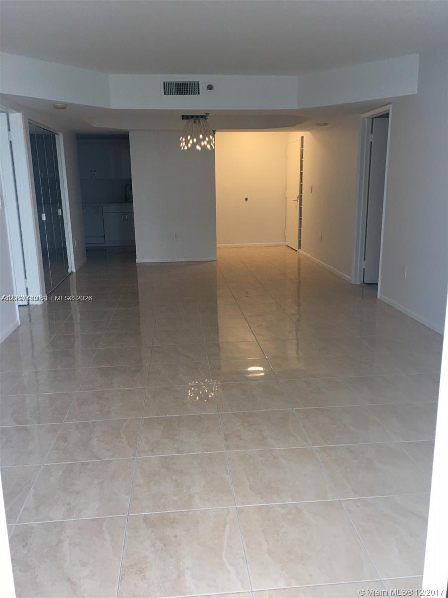 9341 Collins Ave 1006