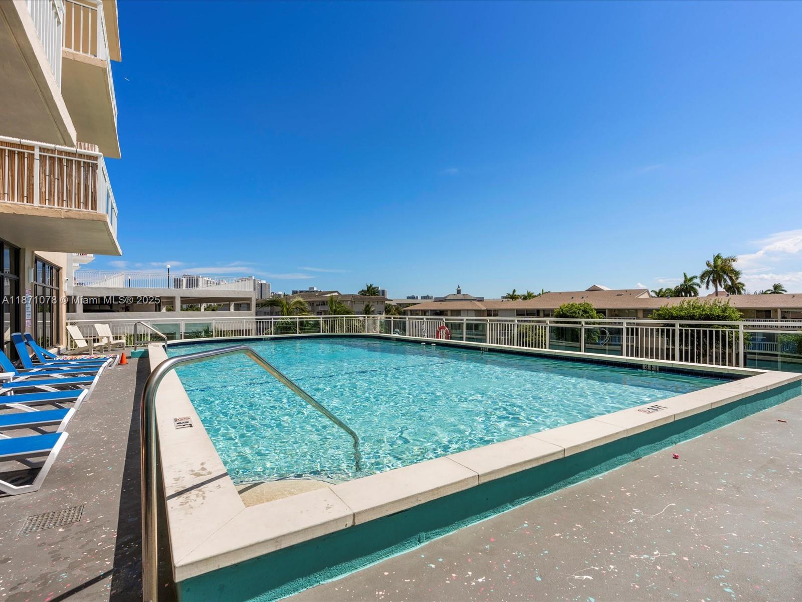 GOLDEN HORN CONDO - Residential