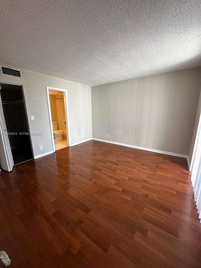 ISLAND SHORES CONDO - Residential Lease