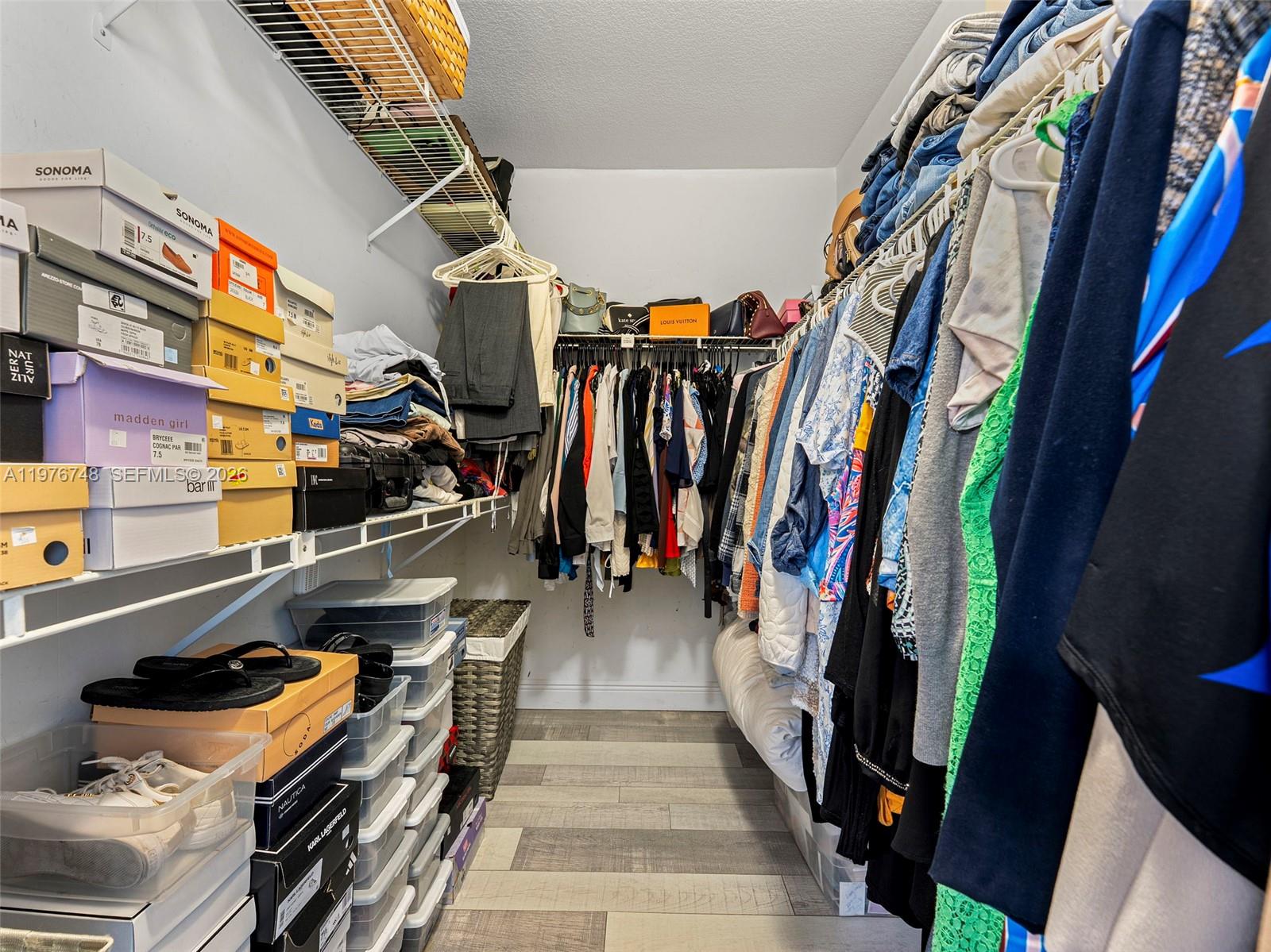 SUPERIOR HOMES ESTATES - Residential