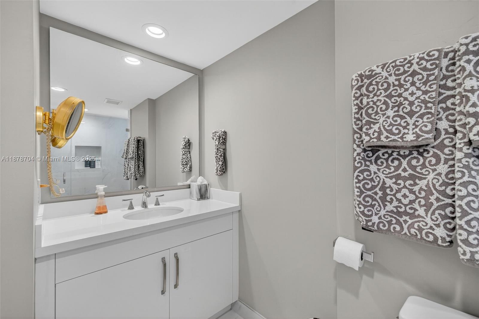 100 HIDDEN BAY CONDO - Residential