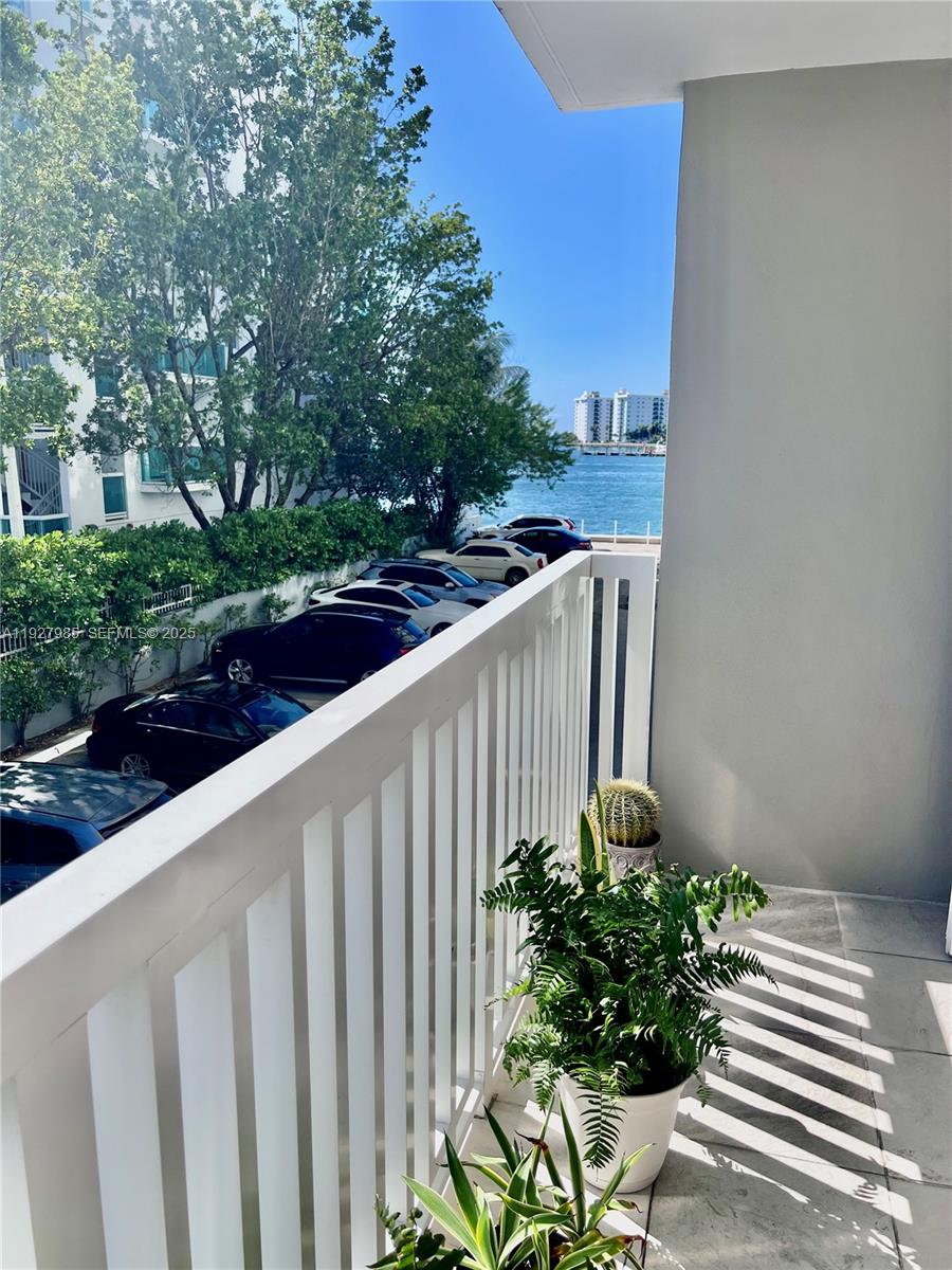 VILLA BAY VISTA CONDO - Residential