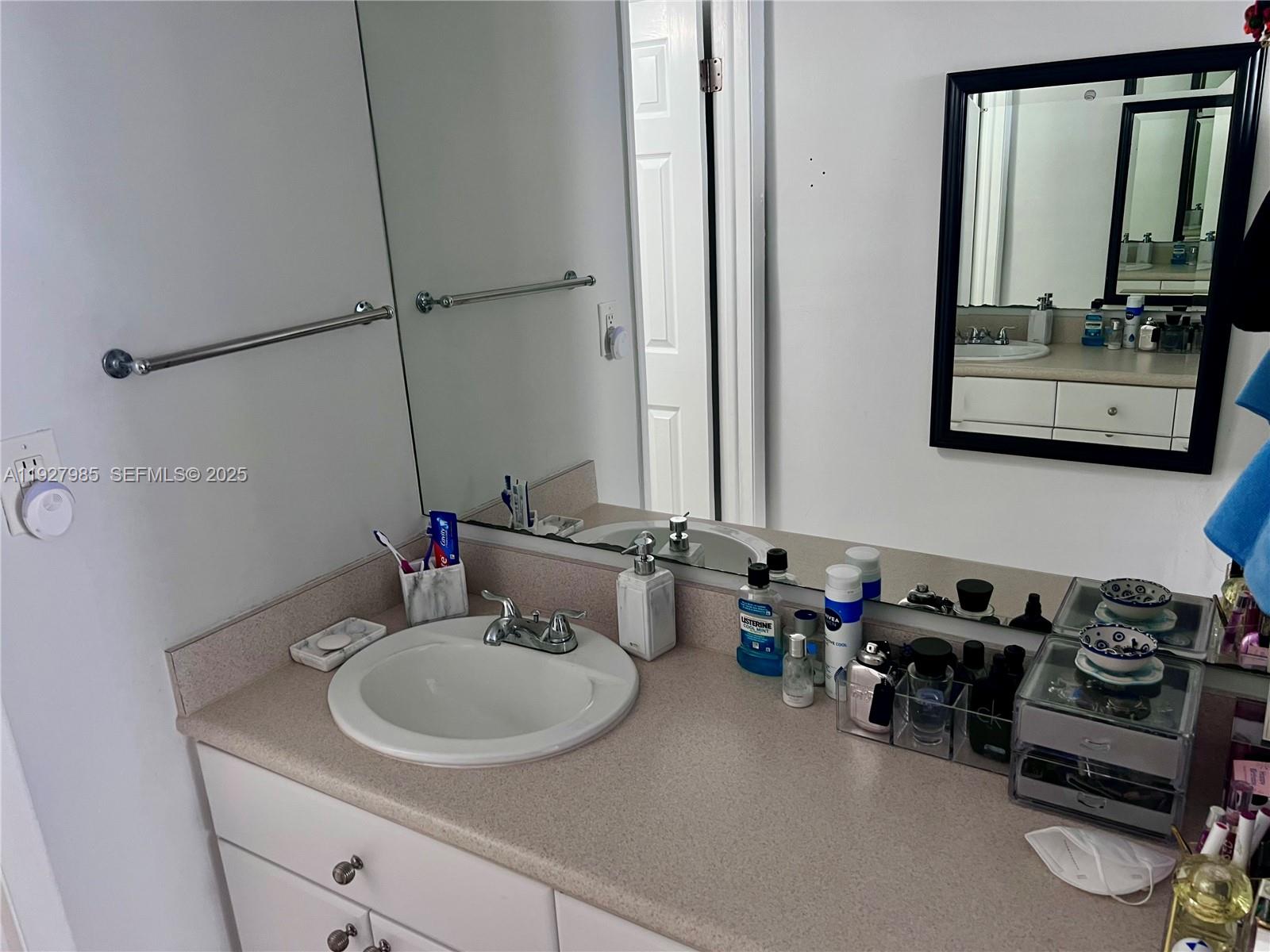 VILLA BAY VISTA CONDO - Residential