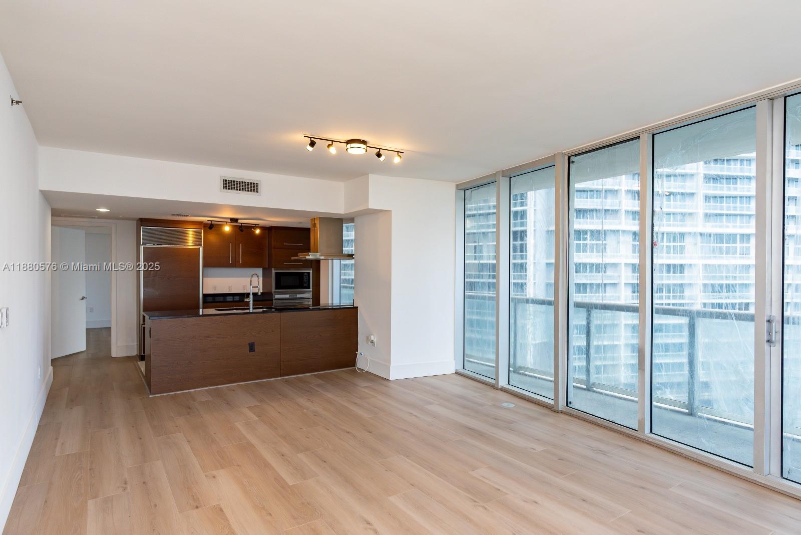 ICON BRICKELL NO TWO - Residential Lease