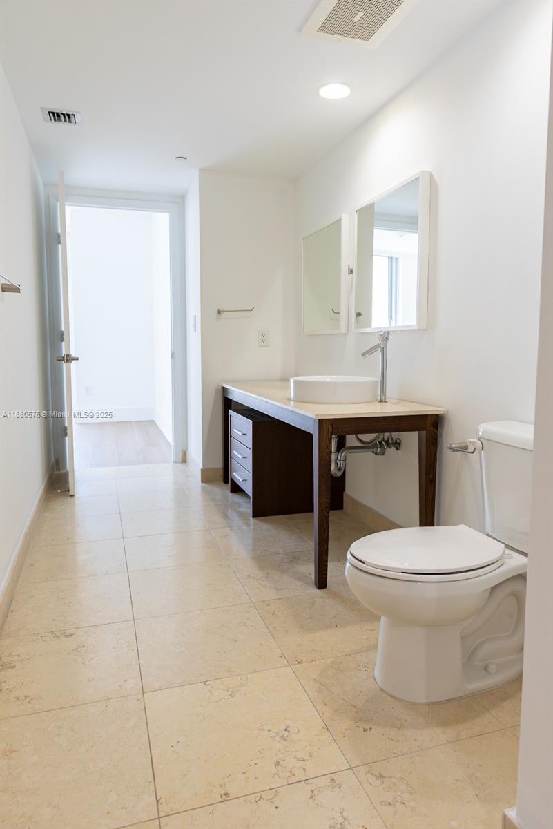 ICON BRICKELL NO TWO - Residential Lease