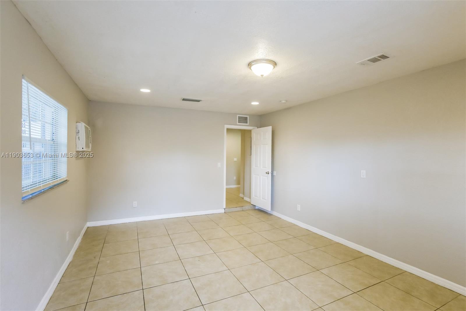 NORWOOD 5TH ADDN SEC 3 - Residential Lease