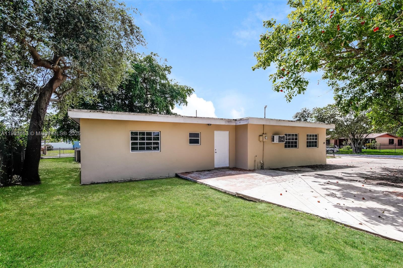 NORWOOD 5TH ADDN SEC 3 - Residential Lease