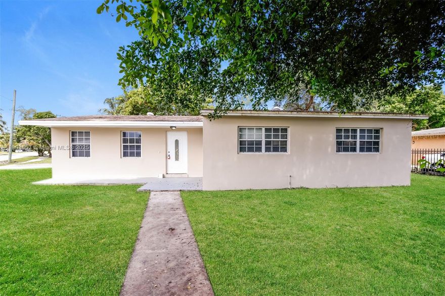 Beautiful home offers 5 bedroom and 3 bathroom with ceramic tile type flooring. This home offers a spacious kitchen, updated bathrooms and is located in a beautiful location. The living room is stunning and has tons of natural lighting. The beautiful patio offers plenty of open space for enjoying gorgeous days outdoors. The private fenced in backyard is perfect for pets or for enjoying gorgeous days outdoors. This home won't last long. Apply today!
NOTE: Resident is responsible for installing their own washer & dryer. Move in dates are tentative and subject to change. All our homes convey in safe, clean & fully functional conditions. Prices and availability are subject to change at any time.