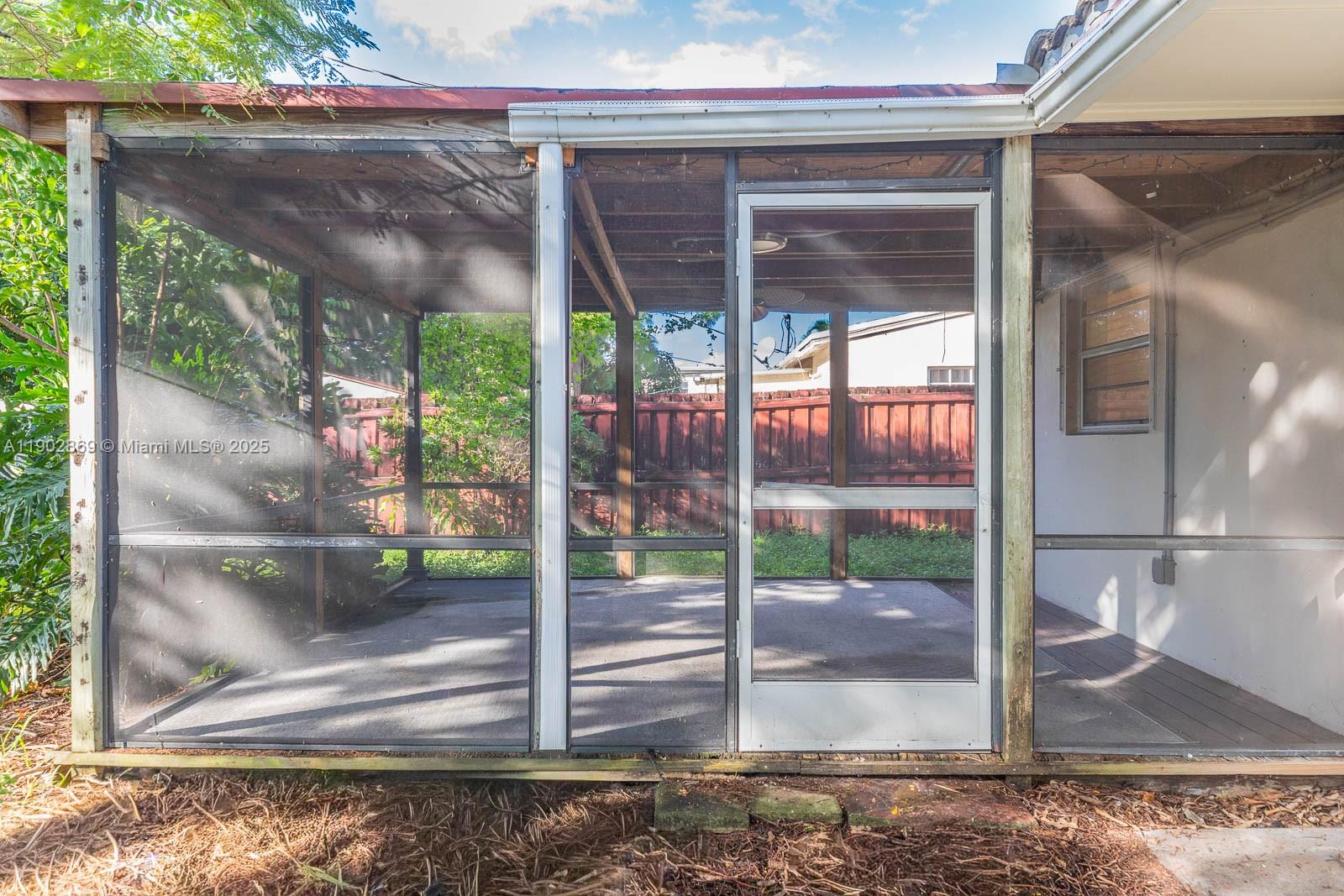 BOULEVARD HEIGHTS SEC 5 - Residential Lease