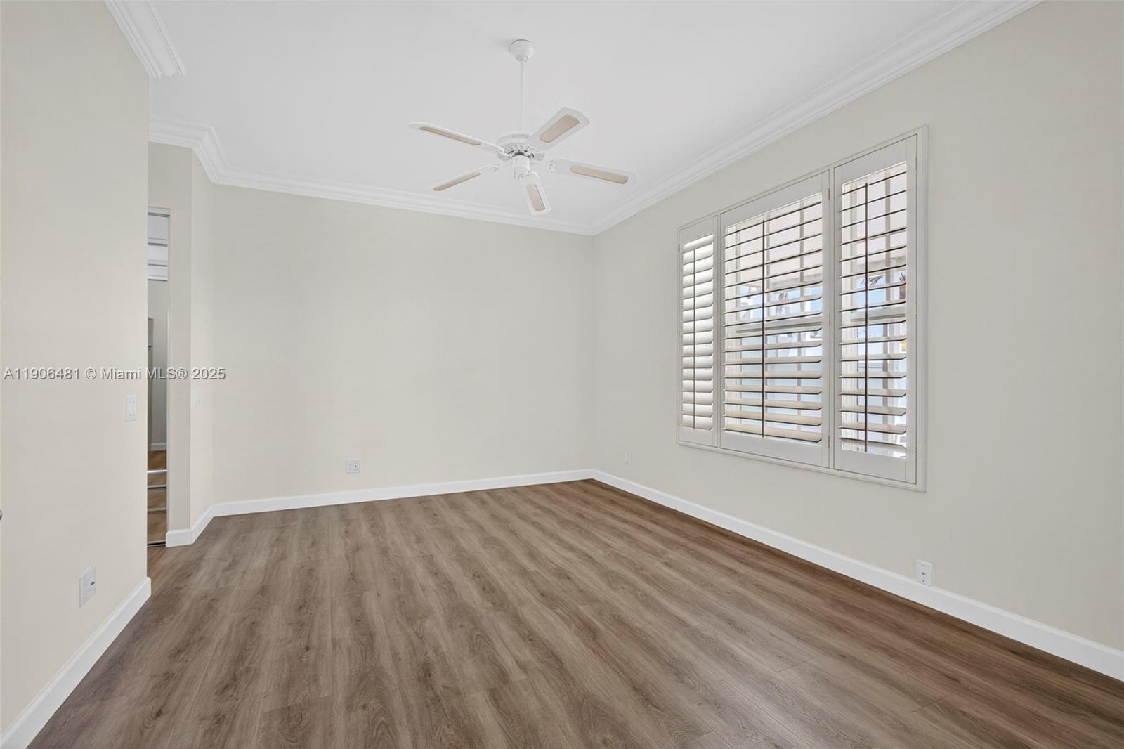 OAKS OAKS EAST 4 - Residential