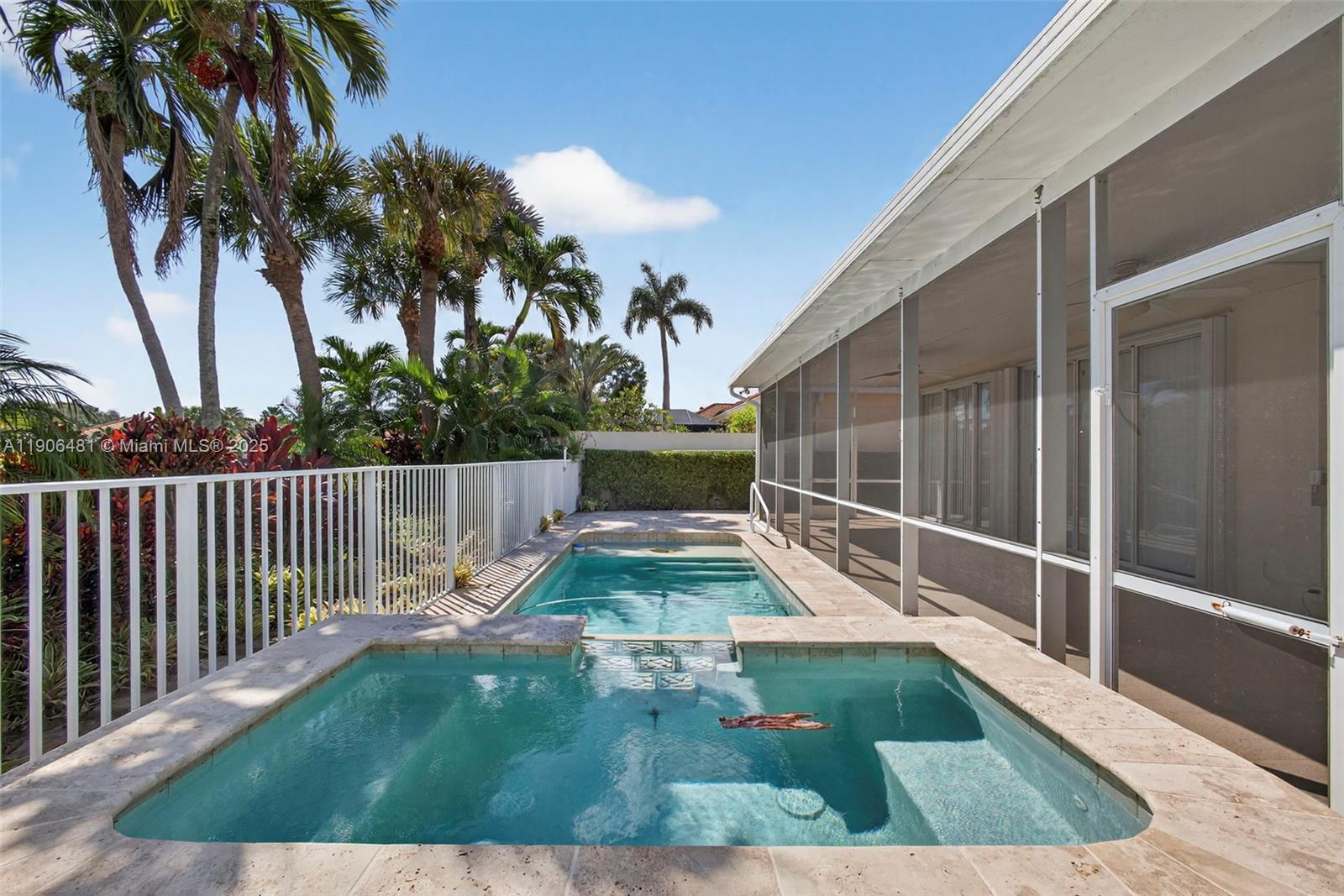 OAKS OAKS EAST 4 - Residential