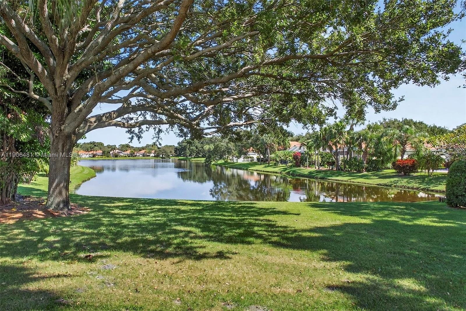 OAKS OAKS EAST 4 - Residential