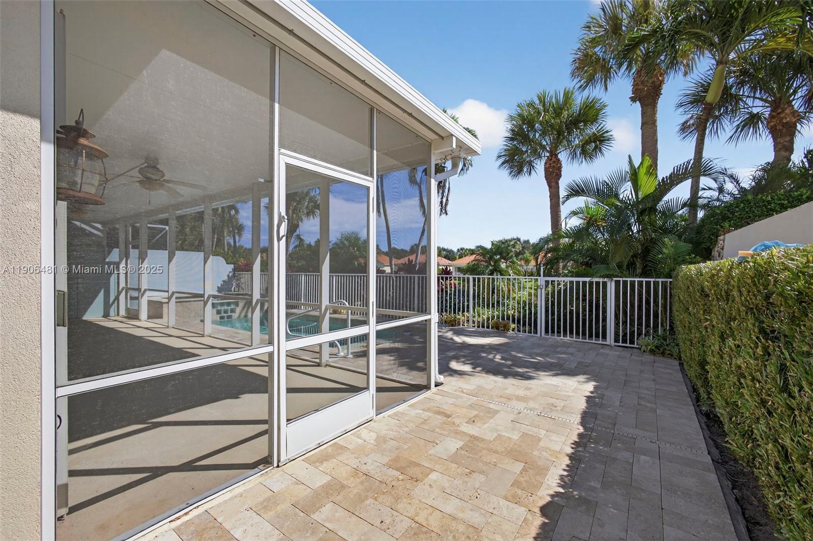 OAKS OAKS EAST 4 - Residential