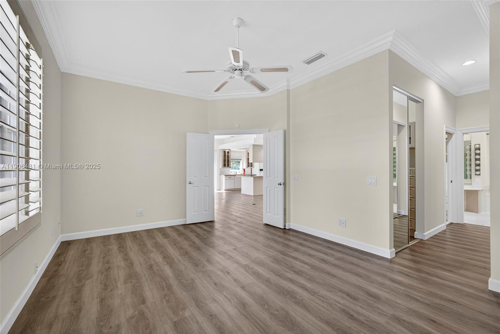 OAKS OAKS EAST 4 - Residential