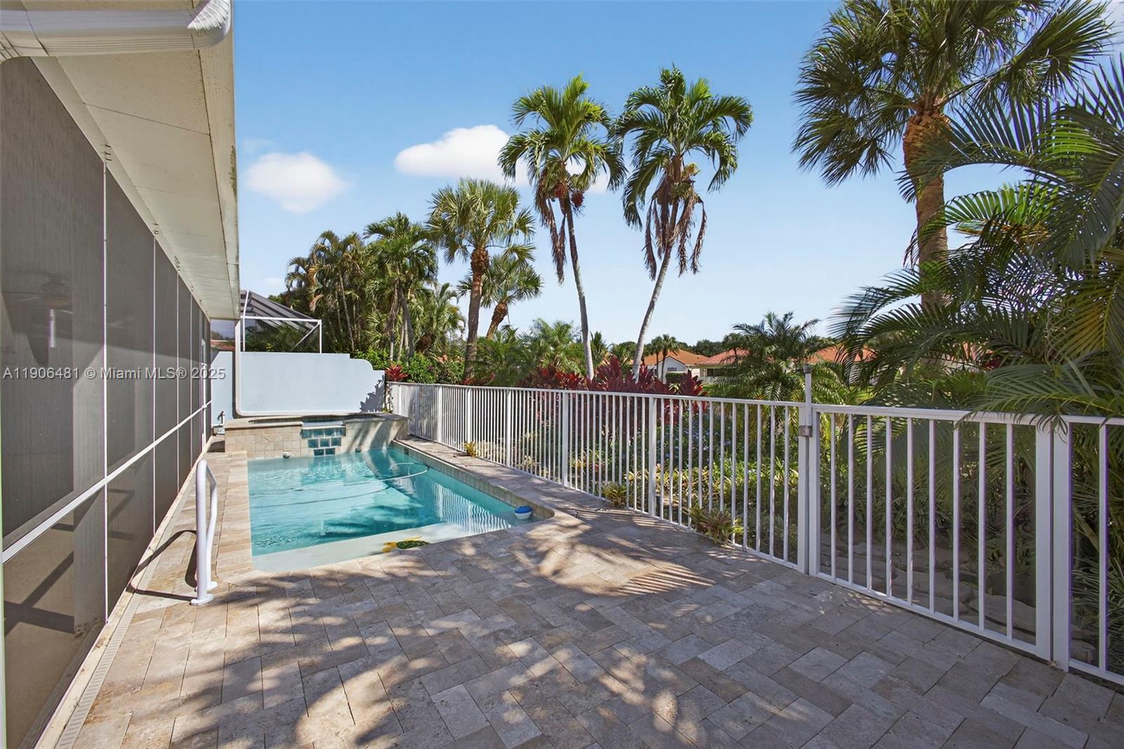 OAKS OAKS EAST 4 - Residential