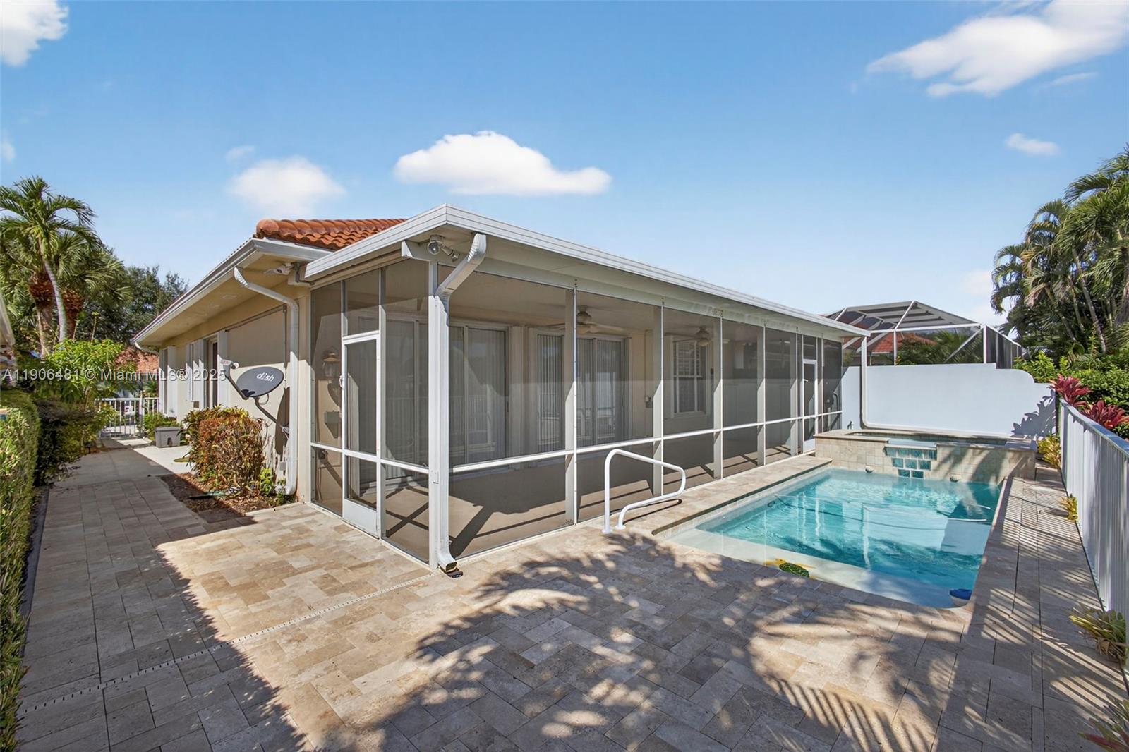 OAKS OAKS EAST 4 - Residential