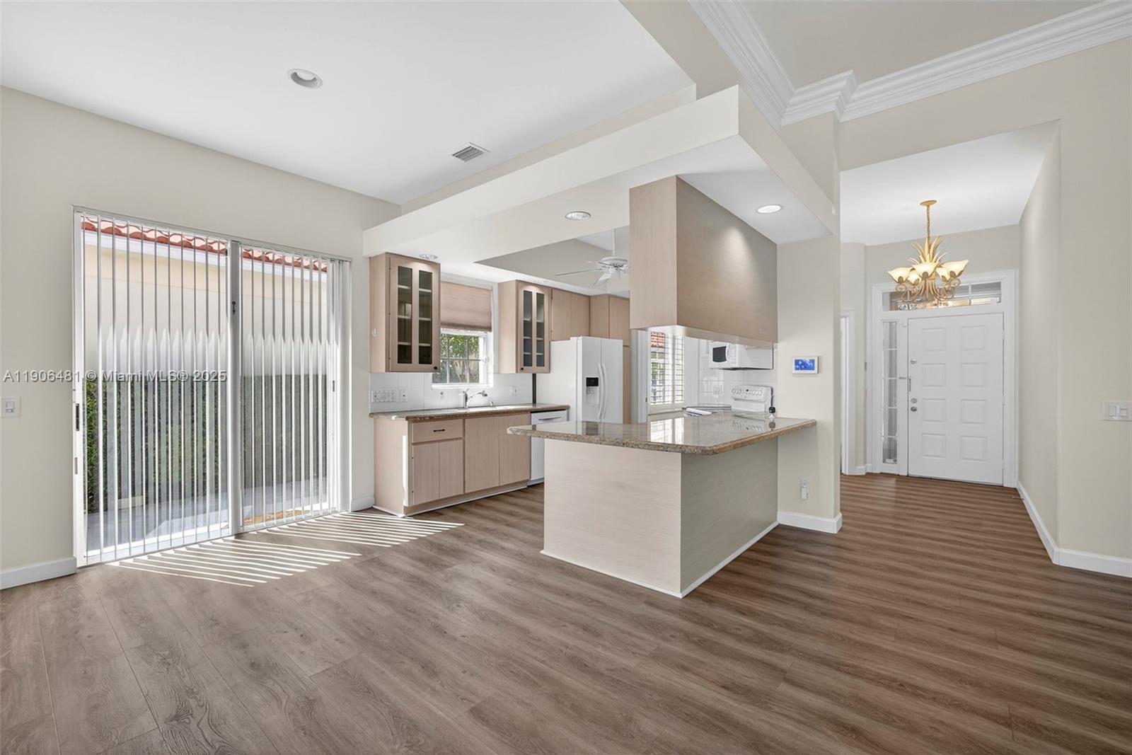 OAKS OAKS EAST 4 - Residential