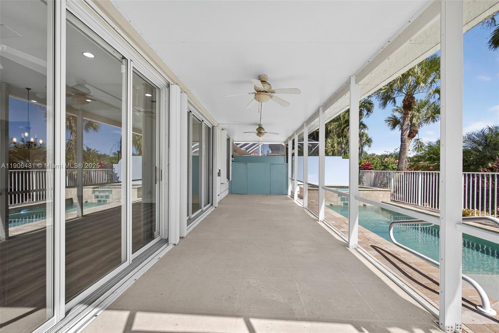 OAKS OAKS EAST 4 - Residential