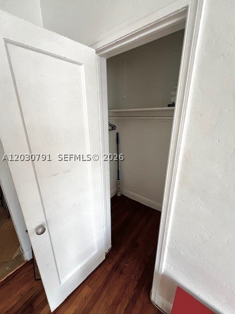 601 7th St 4