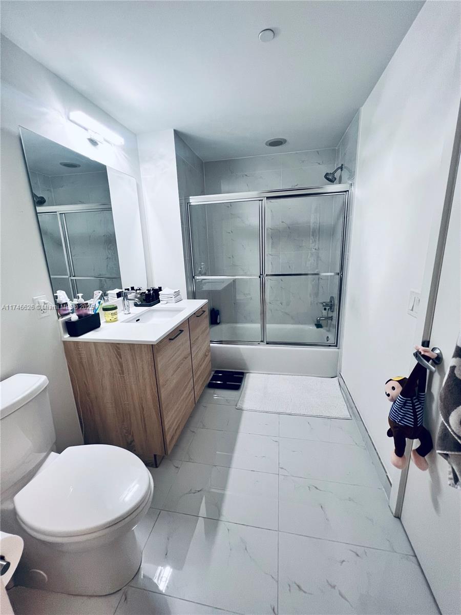 THE HARBOUR North - Residential Lease