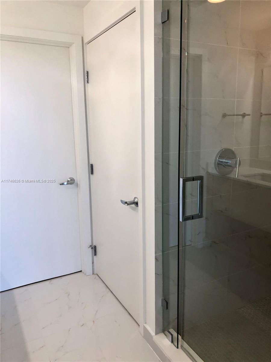 THE HARBOUR North - Residential Lease