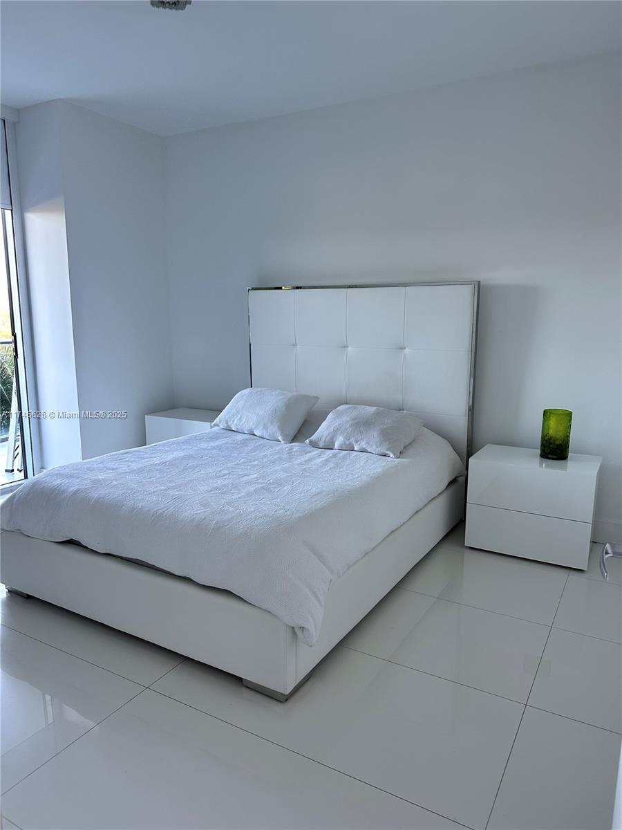 THE HARBOUR North - Residential Lease