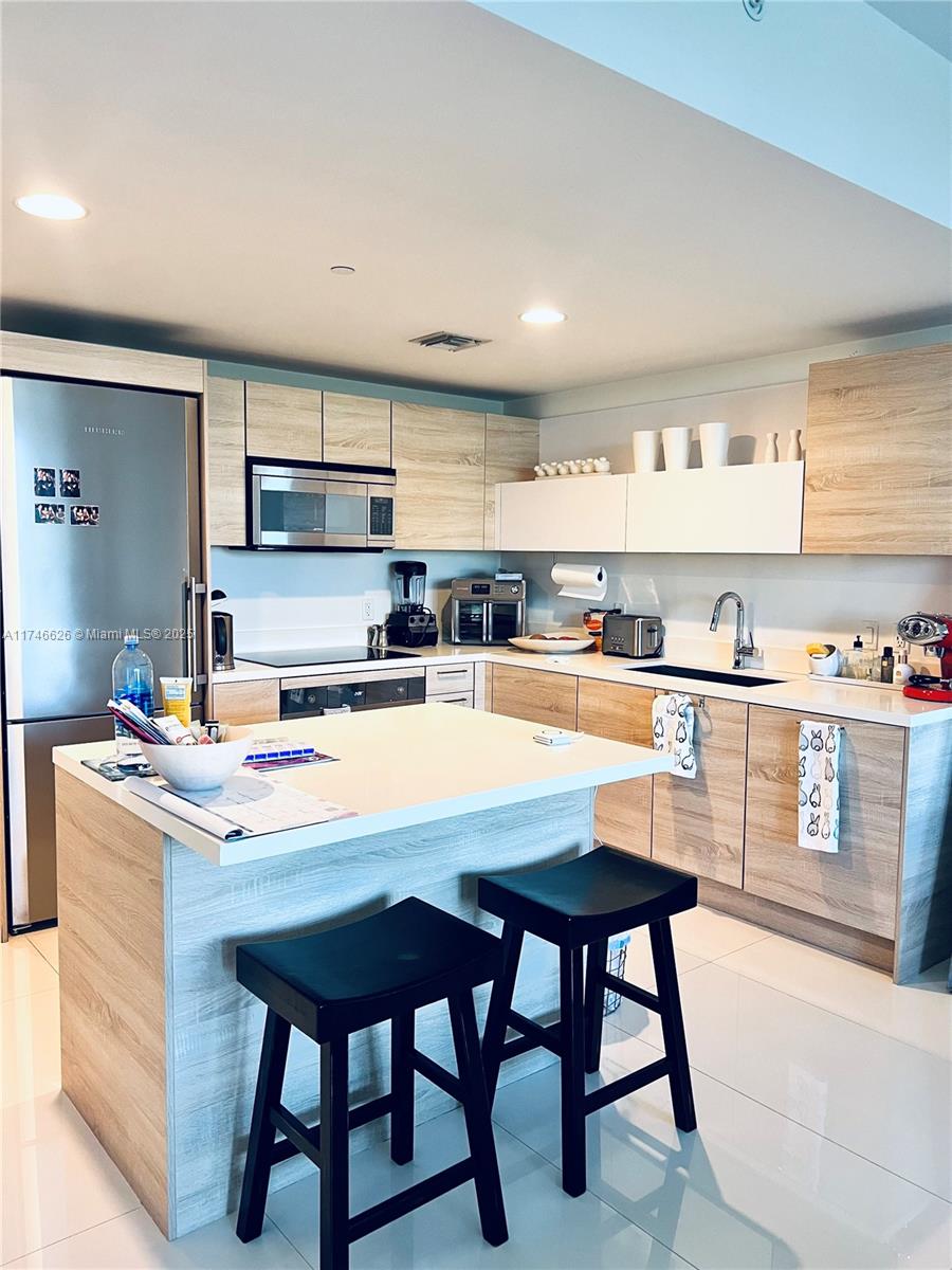 THE HARBOUR North - Residential Lease