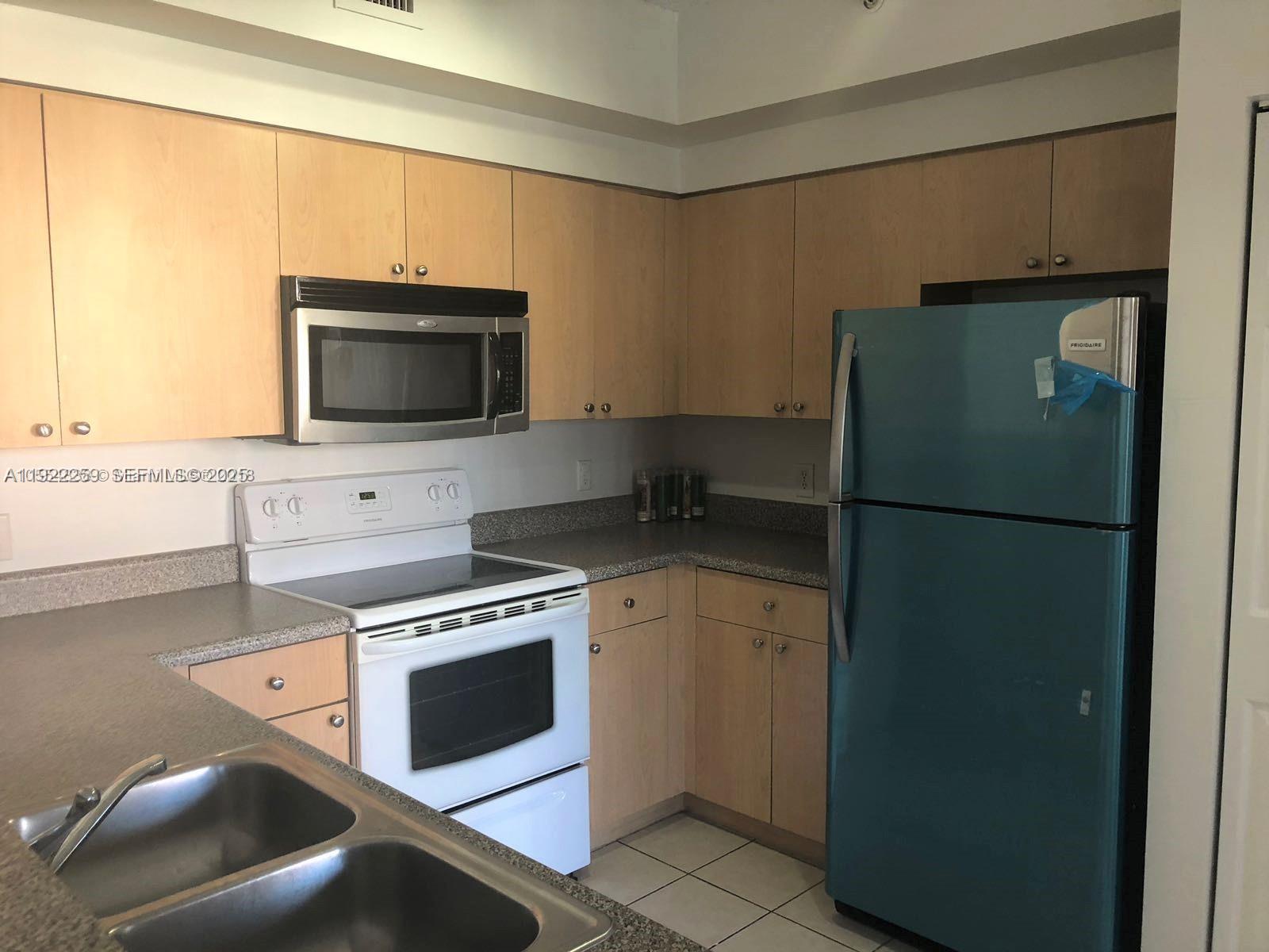 EL-AD NOB HILL CONDO - Residential Lease