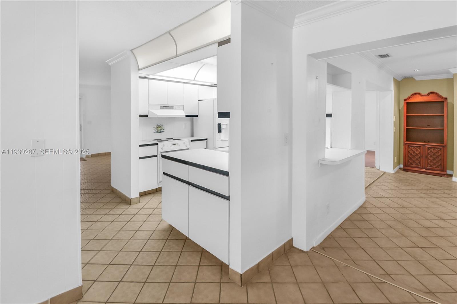 LAUDERDALE WEST 2 SEC - Residential