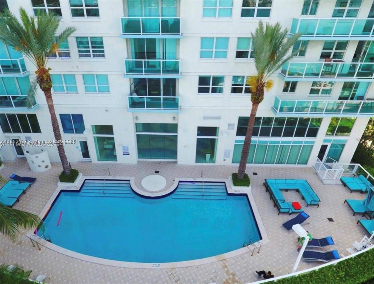 650 West Ave 1206