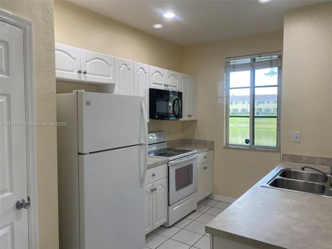 6051 SW 19th Pl North Lauderdale FL 33068