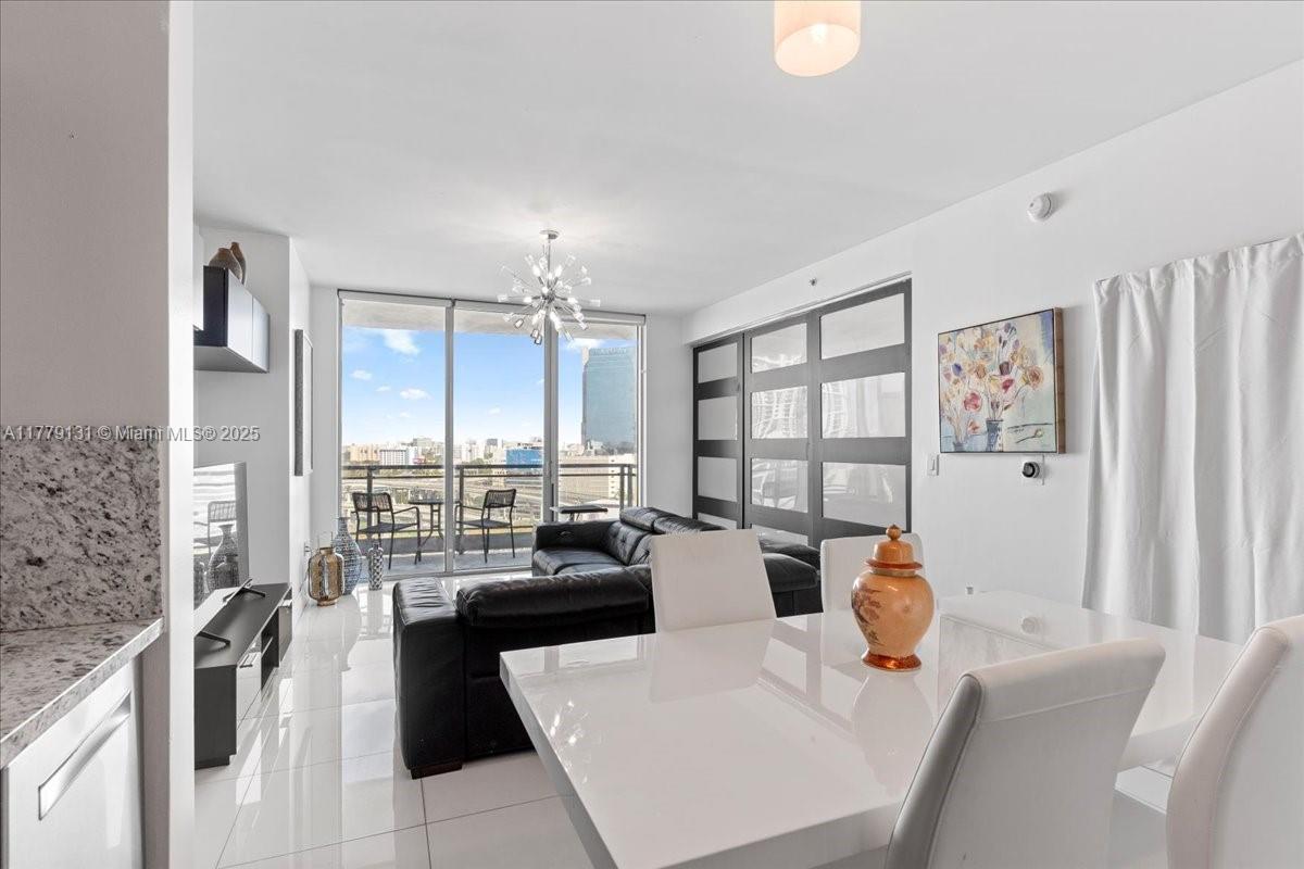 Property for Sale at 90 Sw 3rd St 1607, Miami, Broward County, Florida - Bedrooms: 1 
Bathrooms: 1  - $420,000