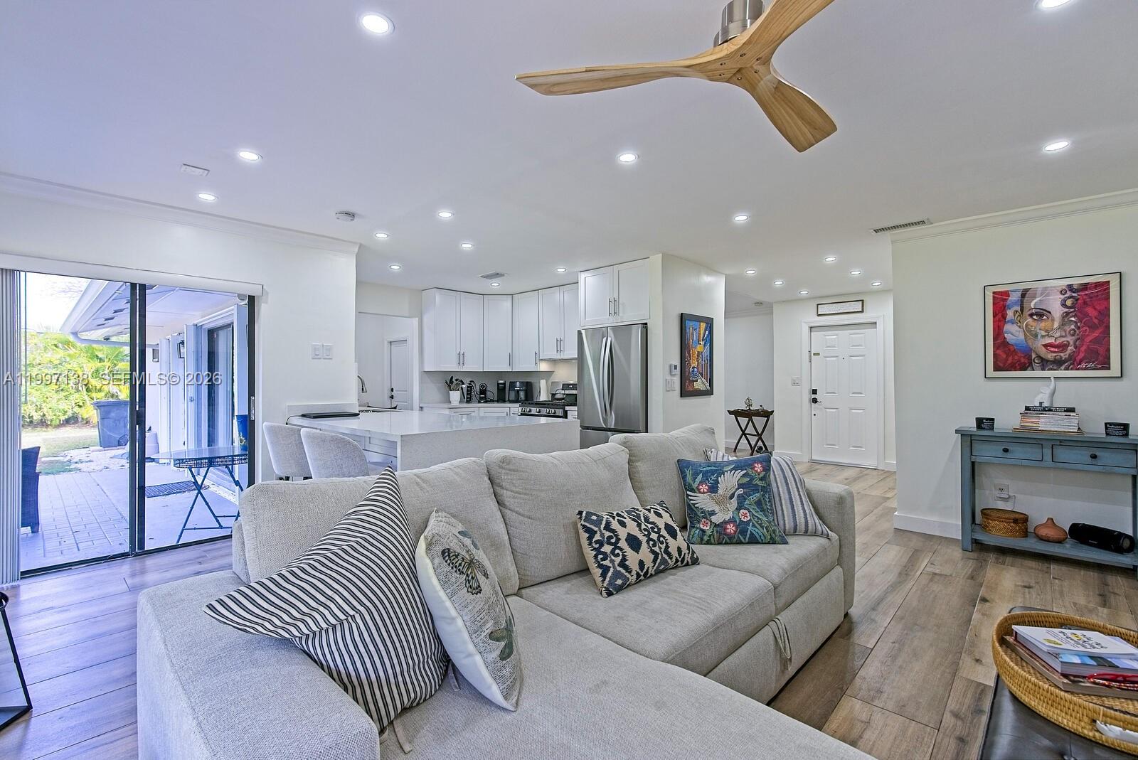 PINE SHORE SEC 7 - Residential