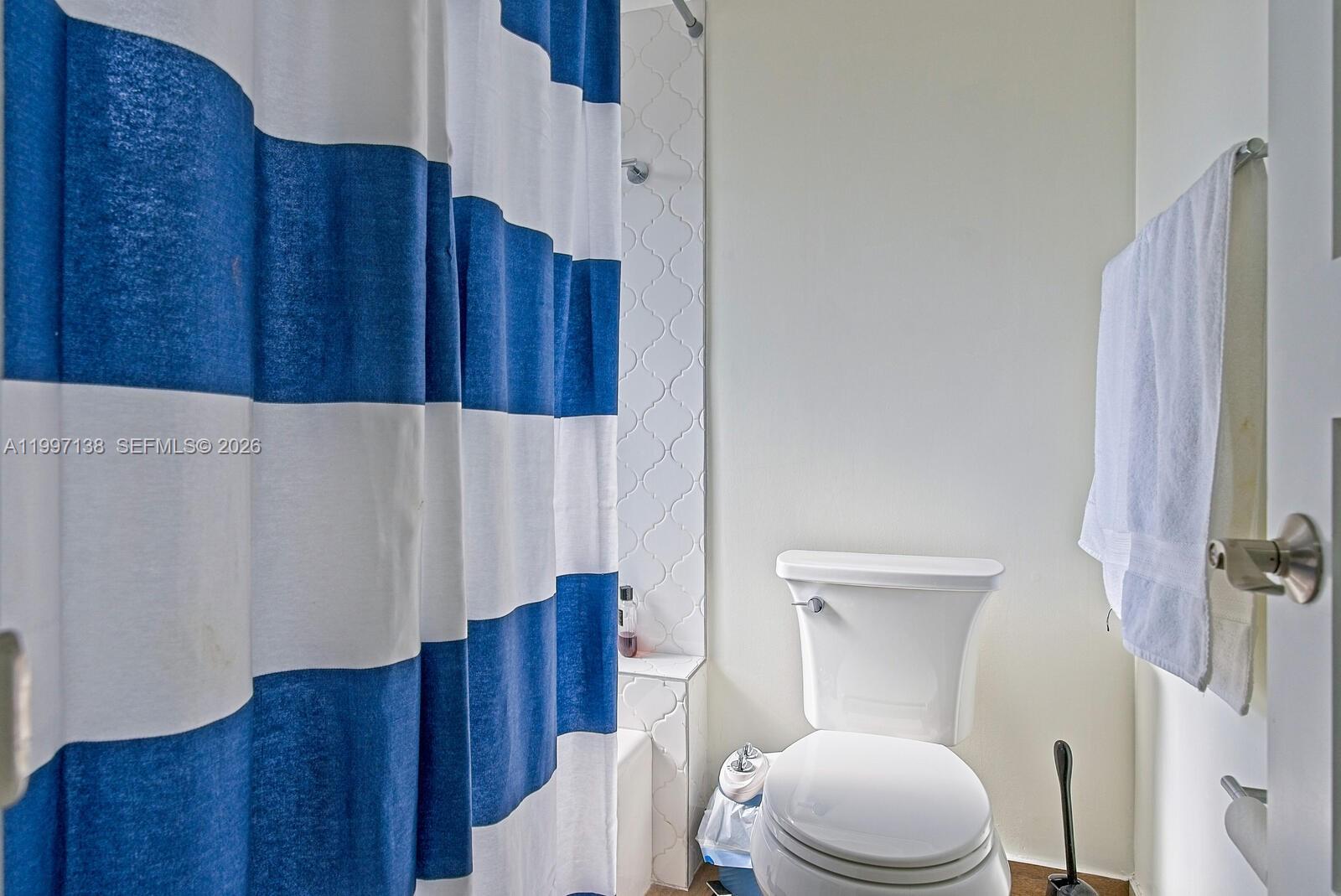 PINE SHORE SEC 7 - Residential